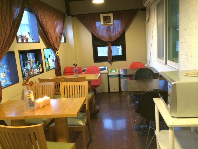 Comeinn Guesthouse Hongdae - Female Only Σεούλ Εξωτερικό φωτογραφία