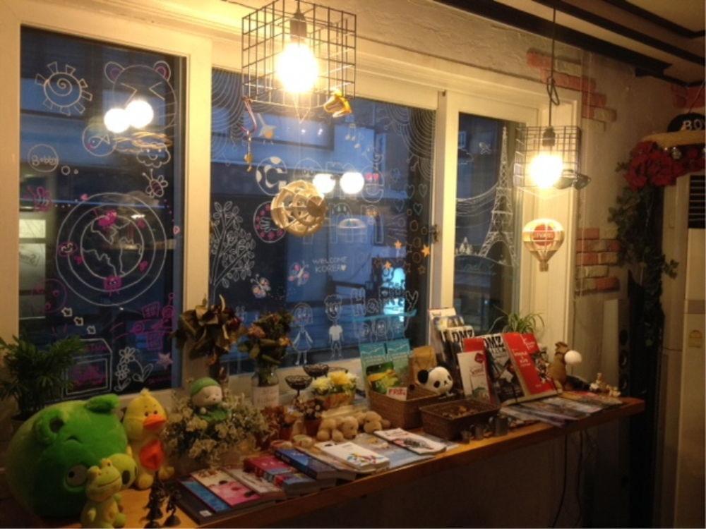 Comeinn Guesthouse Hongdae - Female Only Σεούλ Εξωτερικό φωτογραφία