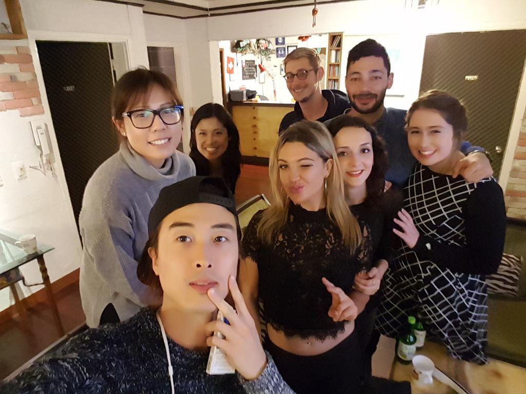 Comeinn Guesthouse Hongdae - Female Only Σεούλ Εξωτερικό φωτογραφία