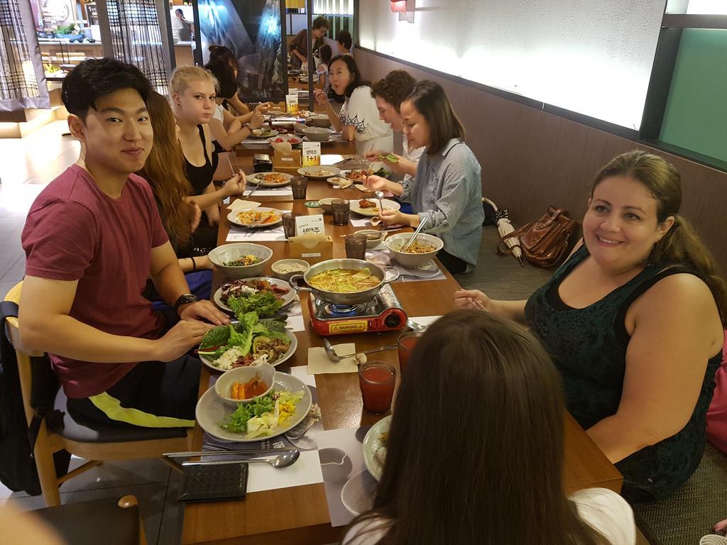 Comeinn Guesthouse Hongdae - Female Only Σεούλ Εξωτερικό φωτογραφία