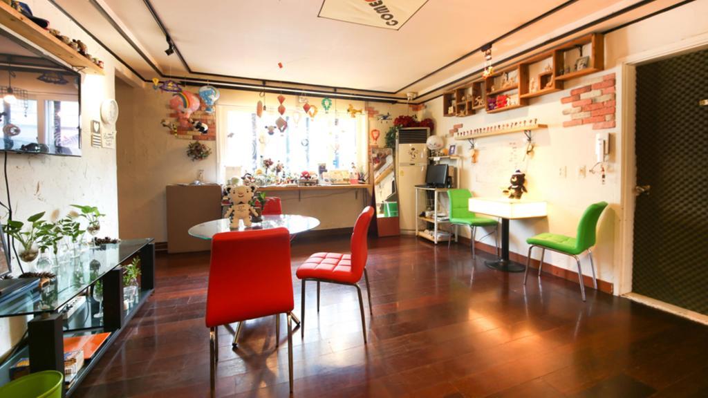 Comeinn Guesthouse Hongdae - Female Only Σεούλ Εξωτερικό φωτογραφία